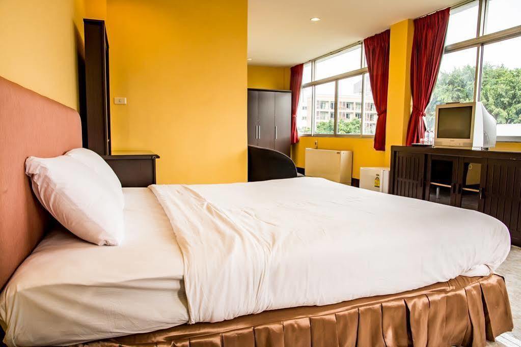 Fnb Hotel Central פאטאיה מראה חיצוני תמונה